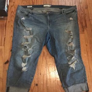 Lightly worn torrid Jeans in great condition!